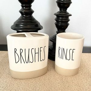 🆕Rae Dunn Ceramic Set- RINSE/BRUSHES